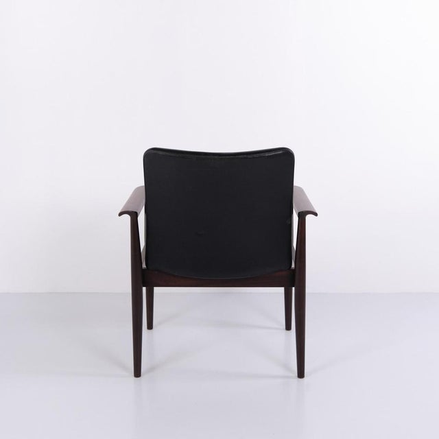 Diplomat 209 Armchair in Rosewood and Black Leather by Finn Juhl for France & Son, 1960s For Sale - Image 3 of 13
