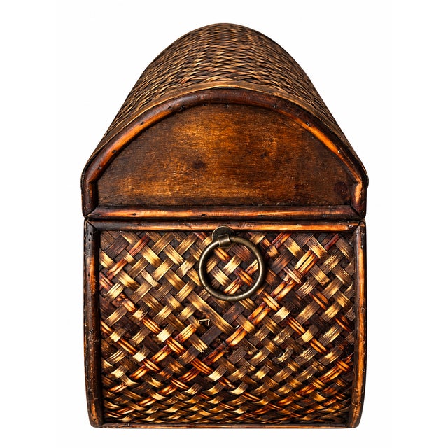 Late 20th Century Domed Woven Natural-Fiber and Wood Keepsake Chest With Ring Handles For Sale - Image 4 of 8