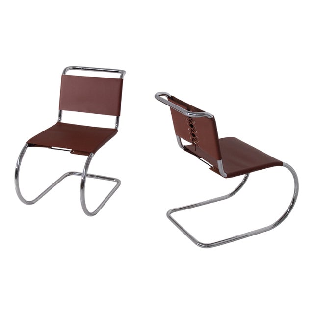 Italian Bauhaus Chairs in the style of Knoll, 1970s, Set of 2 For Sale