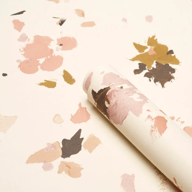 Schumacher SAMPLE - Schumacher X Backdrop Fairfarren Wallpaper In Warm Pink For Sale - Image 4 of 5