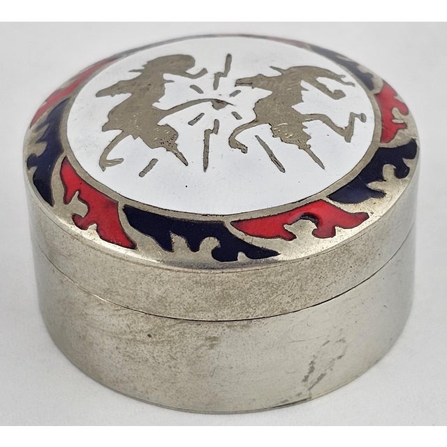 Folk Art Vintage Siam Sterling Silver Enamel Pill Box Thai Dancers White, Blue & Red For Sale - Image 3 of 12