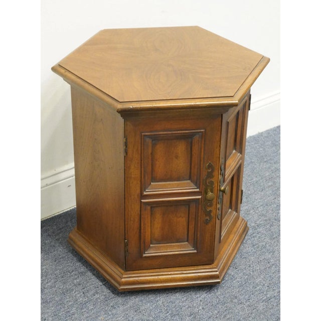 HEKMAN FURNITURE Solid Oak Rustic Americana Hexagonal Storage End Table 6725 21.25" High 18" Wide 20.75" Deep We...