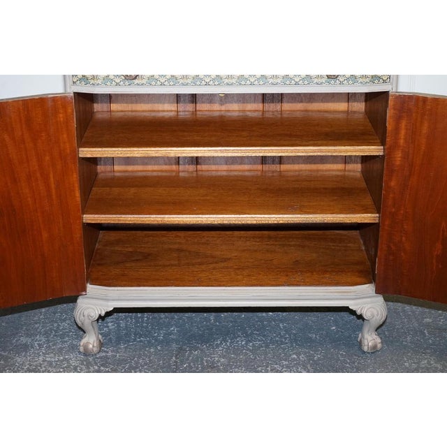 Hand Painted Chest of Drawers from Waring & Gillow, 1930s For Sale - Image 11 of 18