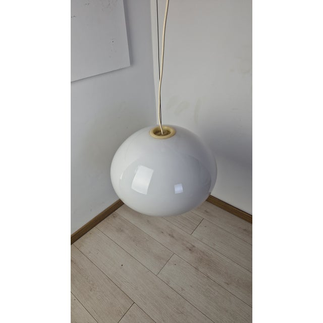 Metal Vintage Black and White Pendant Lamp by Achille and Pier Giacomo Castiglioni for Flos, 1960s For Sale - Image 7 of 8