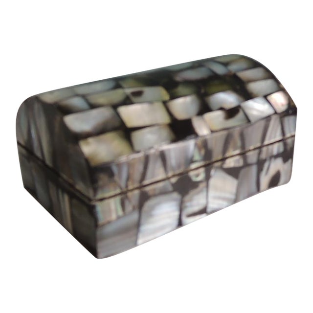 Black Lacquered Abalone Decorative Shell Box For Sale
