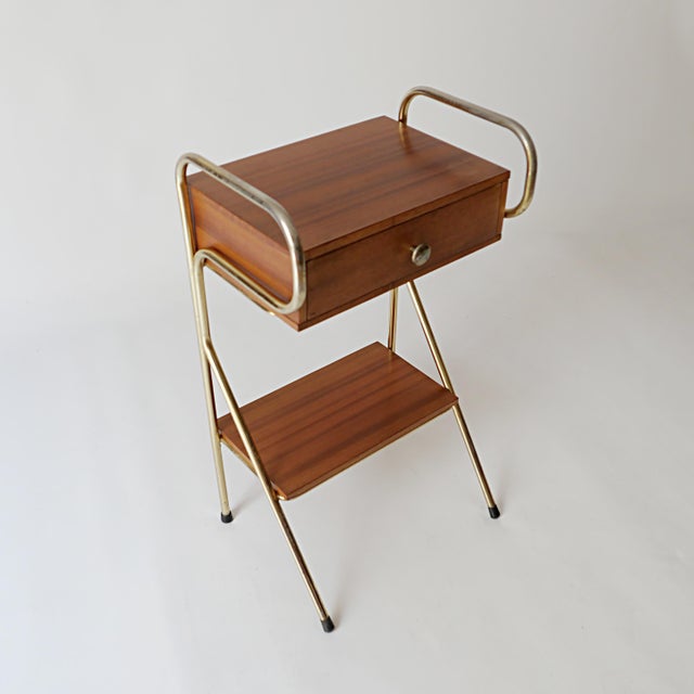 Jacques Hitier bedside table, designed between 1960 and 1970. Wood and metal. Height: 68 cm. Width: 39 cm. Depth: 28 cm....