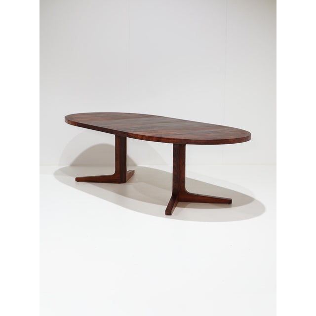 1960s Oval Extendable Dining Table in Kingwood from Dyrlund, Denmark, 1960s For Sale - Image 5 of 17