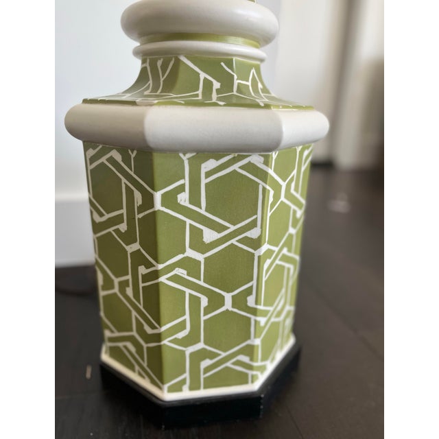 Mid-Century Modern 1970s Vintage Avocado Green Geometric Table Lamp For Sale - Image 3 of 6