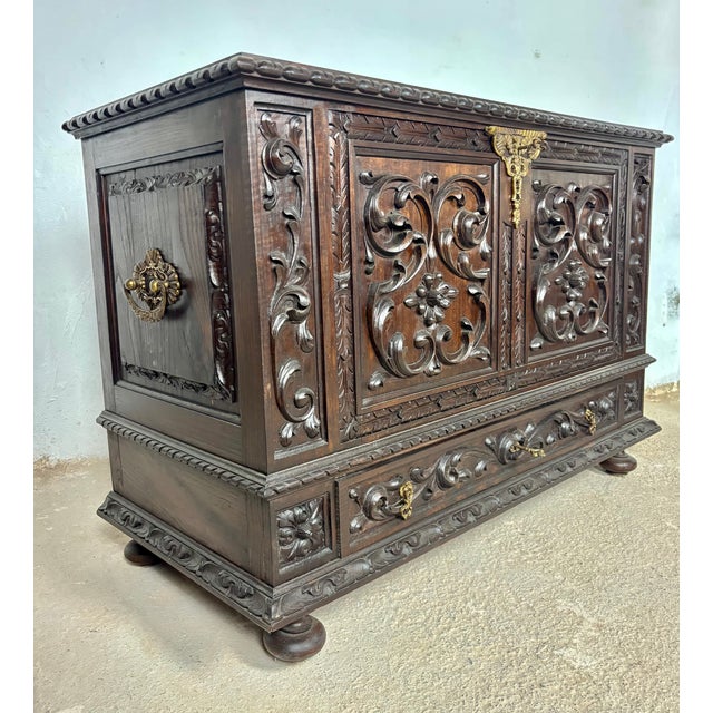 Spanish Carved Blanket Chest, 1920 For Sale - Image 15 of 17