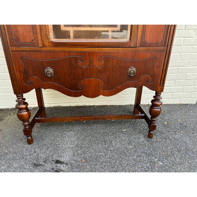 Early 20th Century Early 20th Century Jacobean Revival Style Walnut Display China Cabinet For Sale - Image 5 of 14