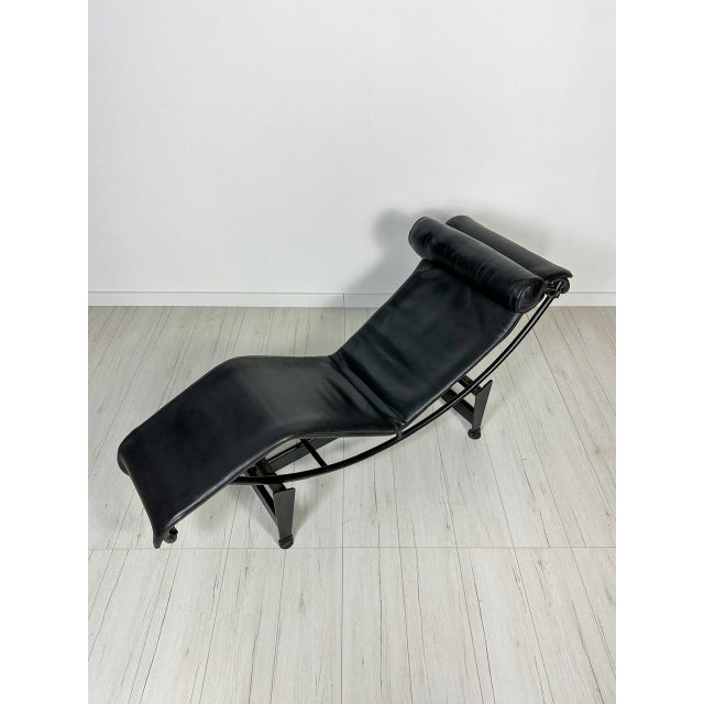Early 21st Century Vintage LC4 Chaise Longue by Le Corbusier, Pierre Jeanneret and Charlotte Perriand for Cassina, 2010s For Sale - Image 5 of 10