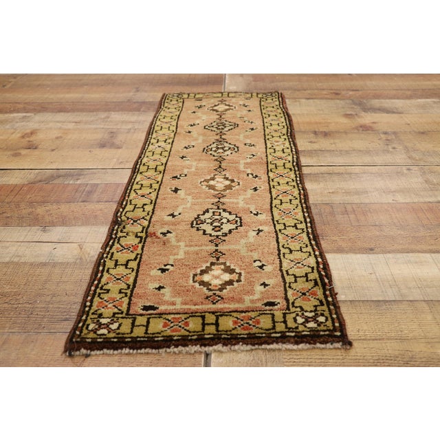 Textile Vintage Turkish Yastik Rug- 01'03 X 03'07 For Sale - Image 7 of 8