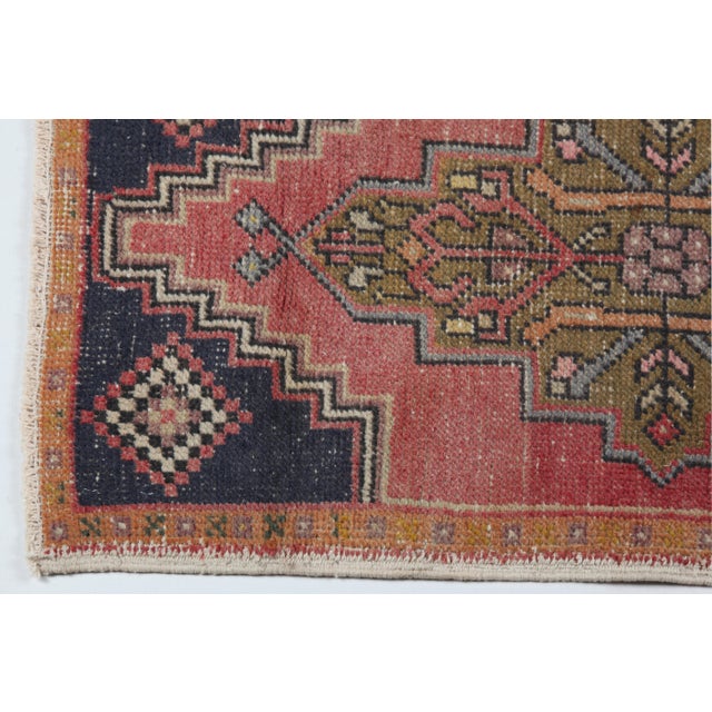 Tribal Mid 20th Century Traditional Turkish Entry Rug – Geometric Medallion & Floral Motifs -1' 9'' X 3' 4'' For Sale - Image 3 of 11