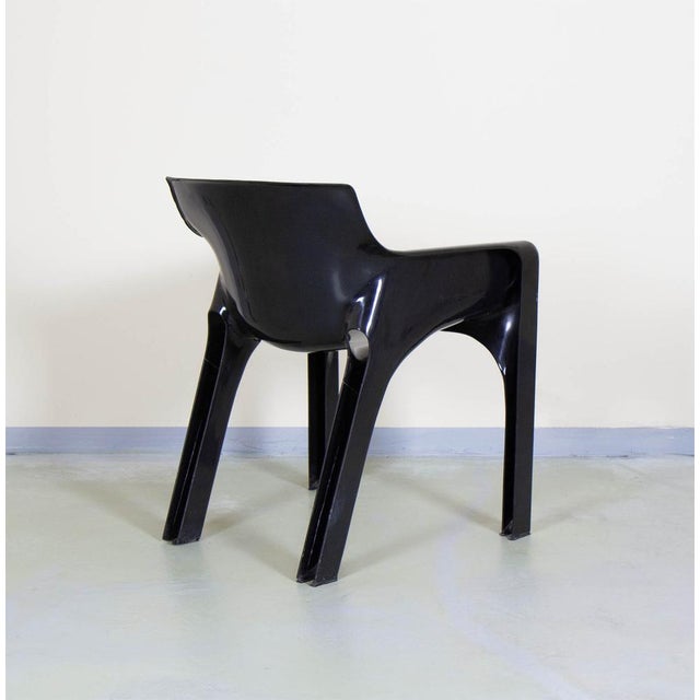 Plastic Gaudi Chair by Vico Magistretti for Artemide, 1970s For Sale - Image 7 of 11