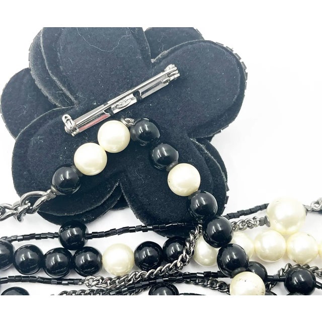 Early 21st Century Chanel Black CC Beaded Flower Pin Black Bead Pearl 5 Strand Necklace For Sale - Image 5 of 5