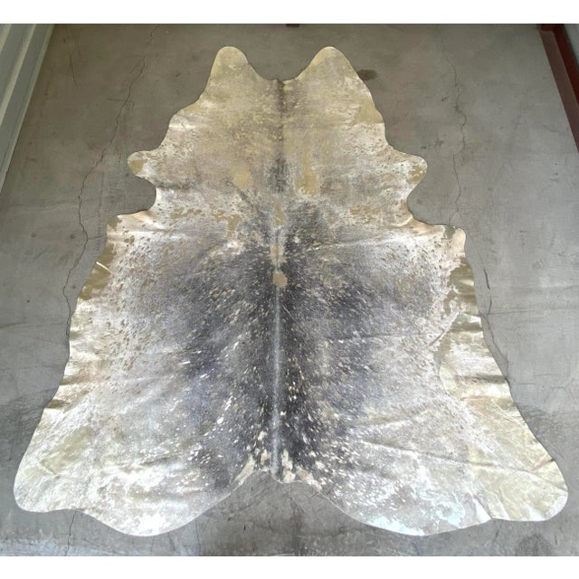 Gold Metallic Brazilian Cowhide Rug 7'6" X 5'3" For Sale - Image 4 of 7
