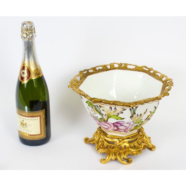 19th Century Gilt Bronze & Samson Porcelain Centrepiece For Sale - Image 11 of 13