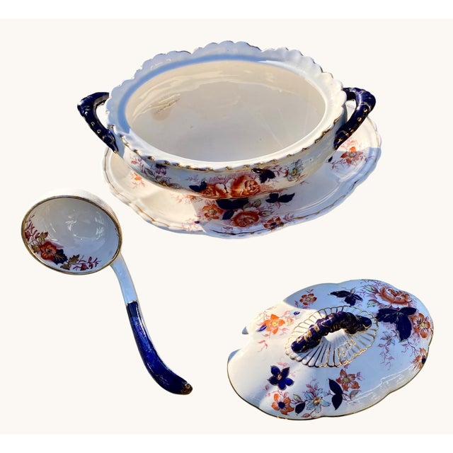 Antique White Late 19th Century Late Meyer Sauce Tureen on Dish With Serving Spoon/ Ladle. For Sale - Image 8 of 15