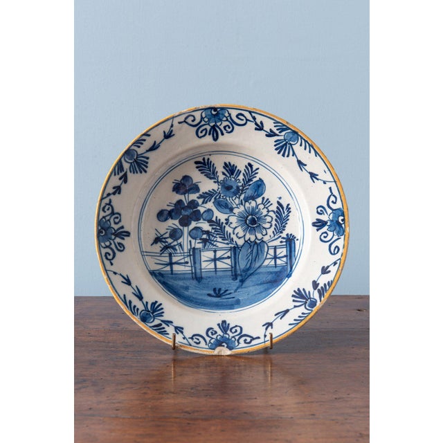 18th Century Dutch Delftware Blue and White Floral Plates, Set of 4 For Sale - Image 4 of 18