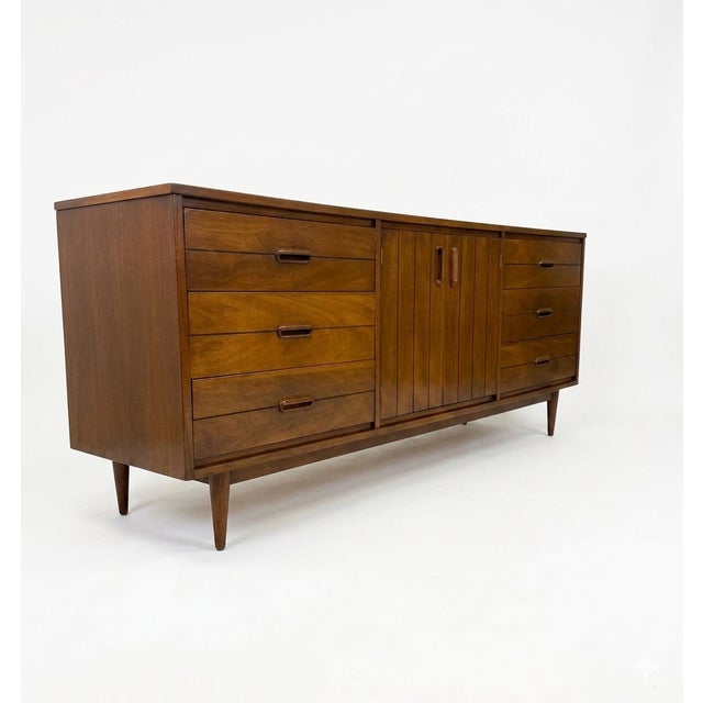 Wood Vintage Mid Century Modern Walnut 9-Drawer Triple Dresser Dovetailed Drawers For Sale - Image 7 of 10