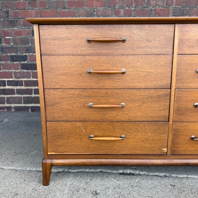 Henredon Heritage Mid Century Dresser For Sale - Image 11 of 12