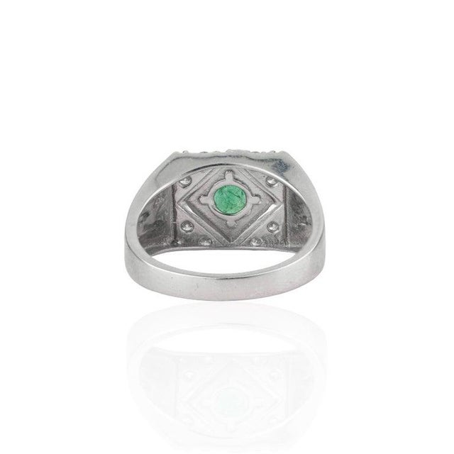 Modern Classic Retro Inspired Emerald Cocktail Wide Band, Size 6 For Sale - Image 3 of 14