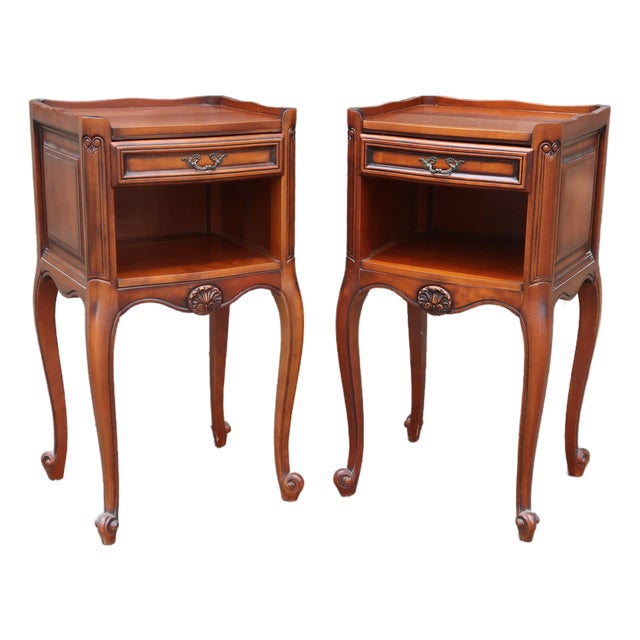 Pair of French Louis XV Style Side Tables Nightstands For Sale
