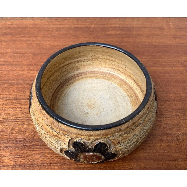 Ceramic Vintage Danish Pottery Bowl by Jette Hellerøe For Sale - Image 7 of 14