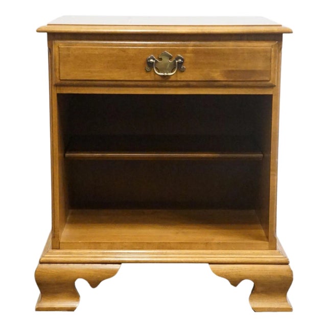 Ethan Allen Heirloom Nutmeg Maple 23" Open Cabinet Nightstand 10-5306 For Sale
