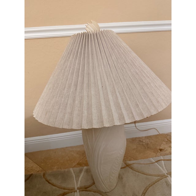 1970s Dayle Rushall Palm Beach Plaster-Style Ceramic Heron Table Lamp For Sale In Miami - Image 6 of 12