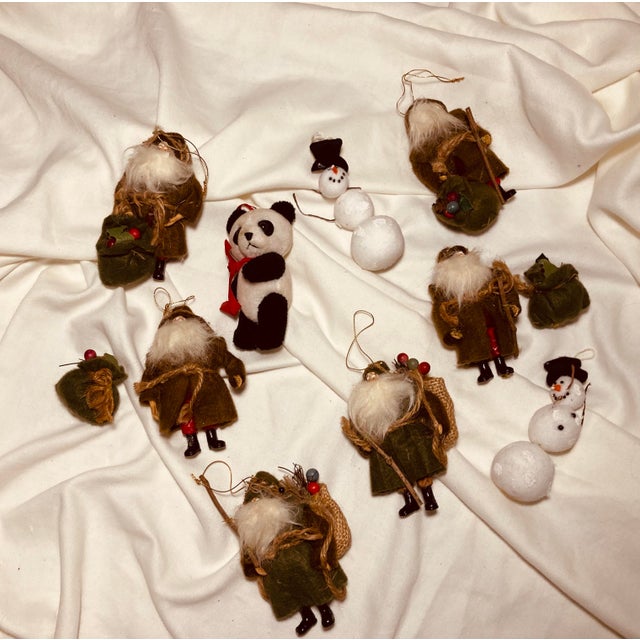 1990s Vintage Assorted Collection of Holiday Christmas Ornaments Plush & Wood For Sale - Image 5 of 5