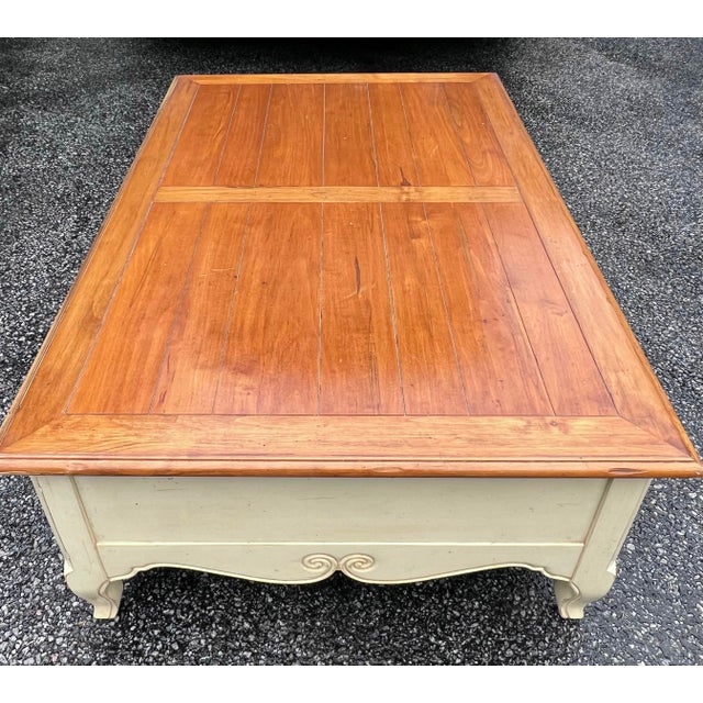Ethan Allen Country French 4 Drawer Coffee Table For Sale In New York - Image 6 of 10