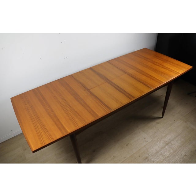 Scandinavian Extendable Teak Dining Table, 1960s For Sale - Image 9 of 18