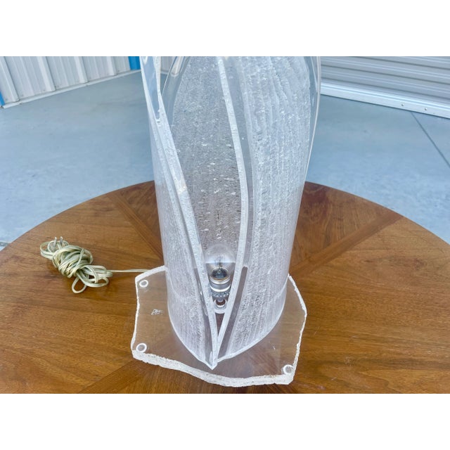 1960s 1960s Mid-Century Acrylic Lamp For Sale - Image 5 of 8