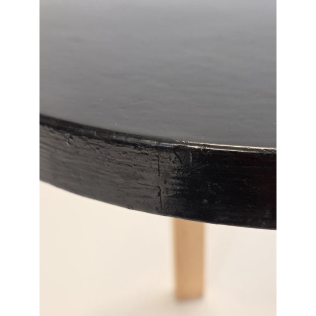 E60 Stools by Alvar Aalto for Artek, Finland, 1960s, Set of 2 For Sale - Image 13 of 16