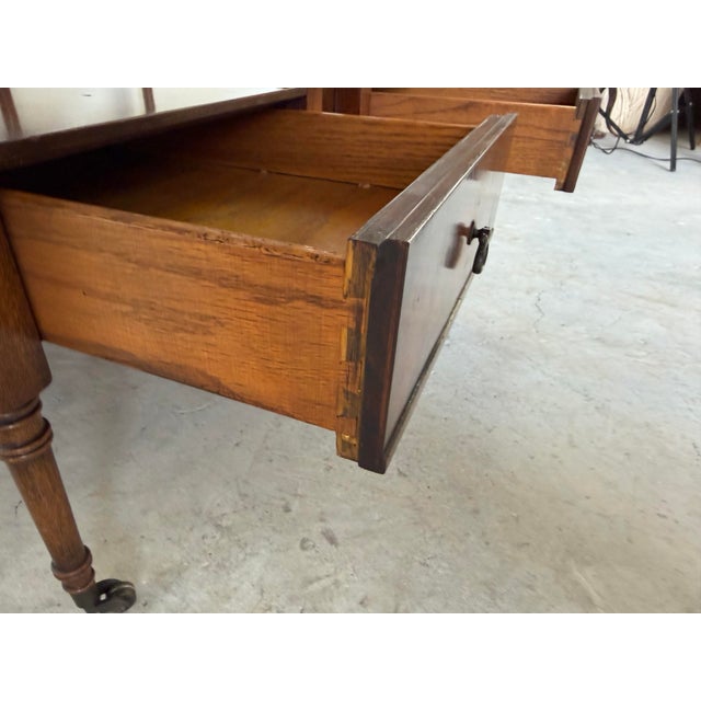1960’s Vintage Weiman Heirloom Quality Mahogany & Tooled Leather Top Tiered End Tables on Casters – A Pair For Sale - Image 10 of 12