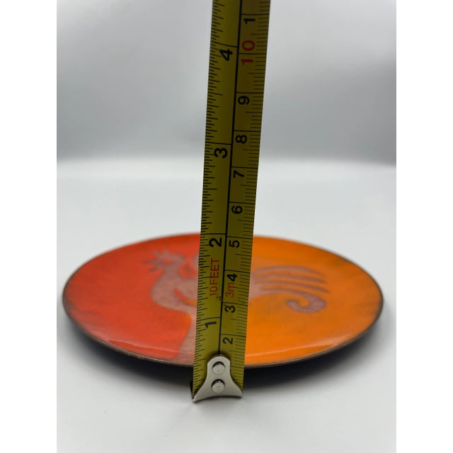 Mid-Century Enamel Over Metal Rooster Desk/Dresser Tray For Sale - Image 4 of 11