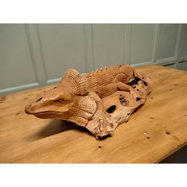 Brown Hand-Carved Live Wood Iguana For Sale - Image 8 of 9