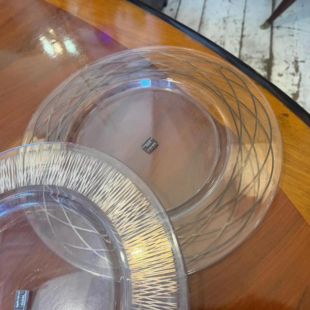 Transparent Two 2000s Barbara Forni for Sottsass Associated Studio Round Glass Plates For Sale - Image 8 of 17