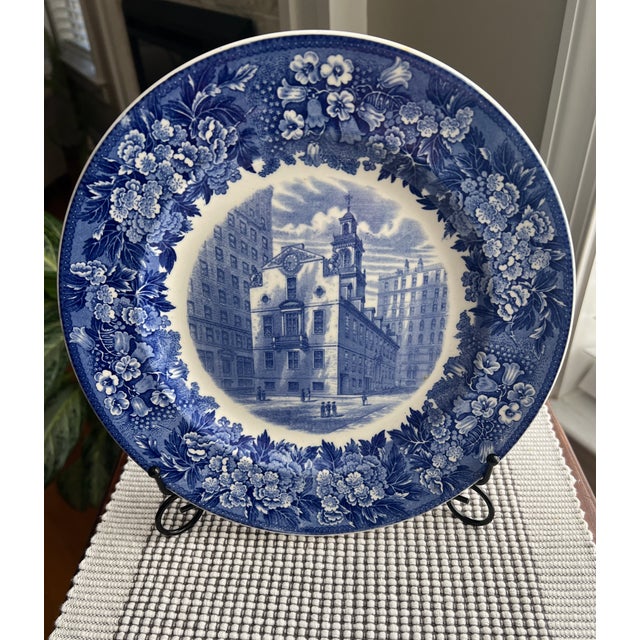 Ceramic Wedgwood Vintage Boston Old State House Plate - Blue and White Plate For Sale - Image 7 of 7