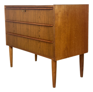 Mid-Century Modern Chest of Drawers in Teak
