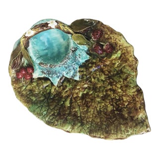 1890s English Majolica Strawberries Server With Fruits For Sale