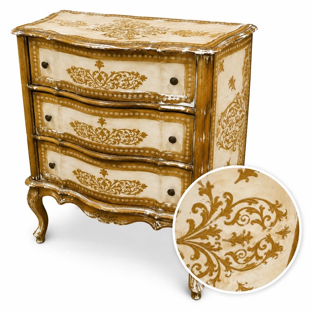 Renaissance Italian Giltwood Three-Drawer Crossbow Chest of Drawers, 1960s For Sale - Image 4 of 10