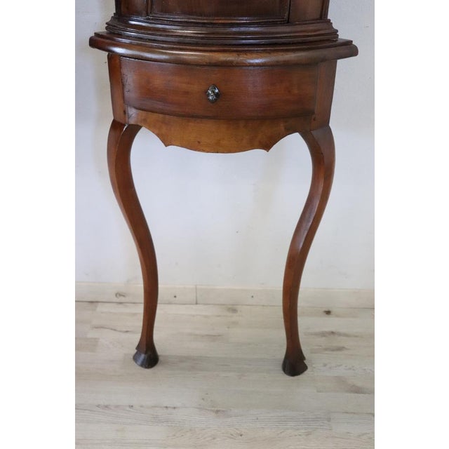 18th Century Walnut Corner Cabinets, Set of 2 For Sale - Image 10 of 11