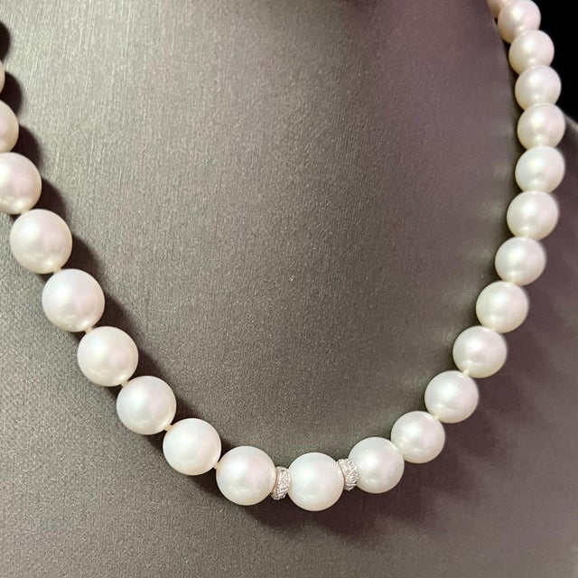 2010s Natural South Sea Pearl Diamond Necklace 14k W Gold Certified For Sale - Image 5 of 9