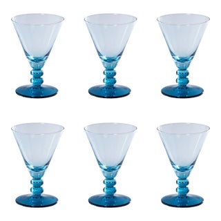 Fusion Two-Tone 6-Piece Cocktail Glass Set, Mediterranean Blue with Coastal Shade For Sale