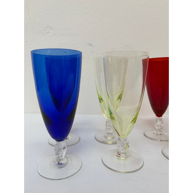 Mid-Century Modern Mid-Century Baccarat Multi-Color Crystal Wine Glasses with Twisted Stems, France, 1960s, Set of 7 For Sale - Image 3 of 8