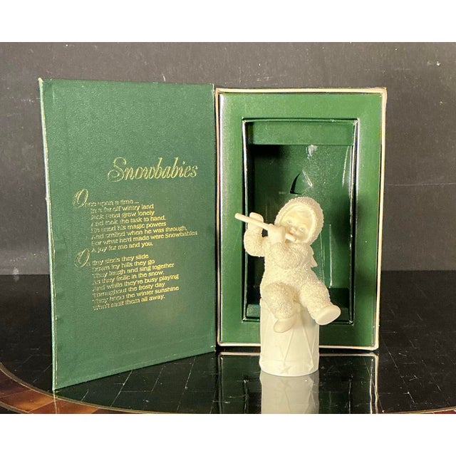 1990s Vintage Department 56 Snowbabies "I'll Play a Christmas Tune," in Original Packaging 1995-1999 For Sale - Image 5 of 12