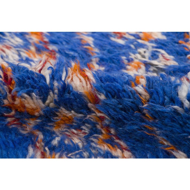 Vintage Moroccan Berber Wool Rug With Chevron Design by Rug & Kilim, 1950-1959 For Sale In New York - Image 6 of 9