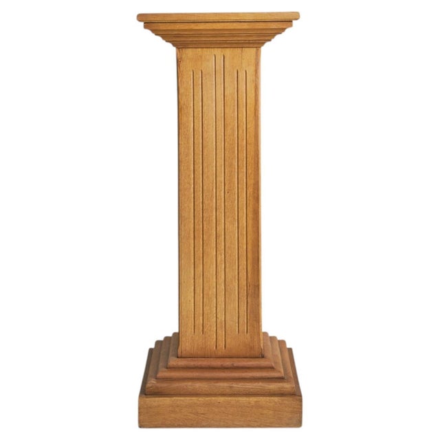 French Oak Pedestal with Stepped Base, 1940s For Sale - Image 10 of 10